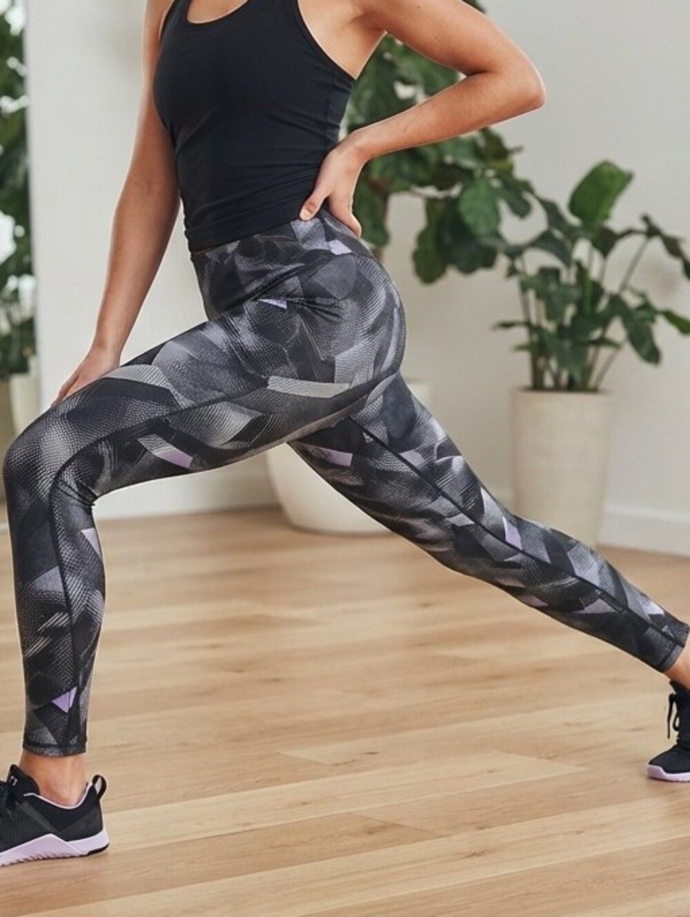 Geo-Print High-Waist Workout Leggings - Black Gray